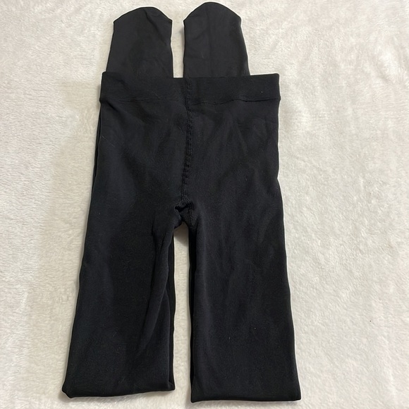 NWT Vero Monte Black Fleece Lined Footed Tights - Picture 2 of 8